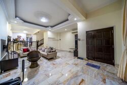 Lowland Road (D19), Terrace #563229271